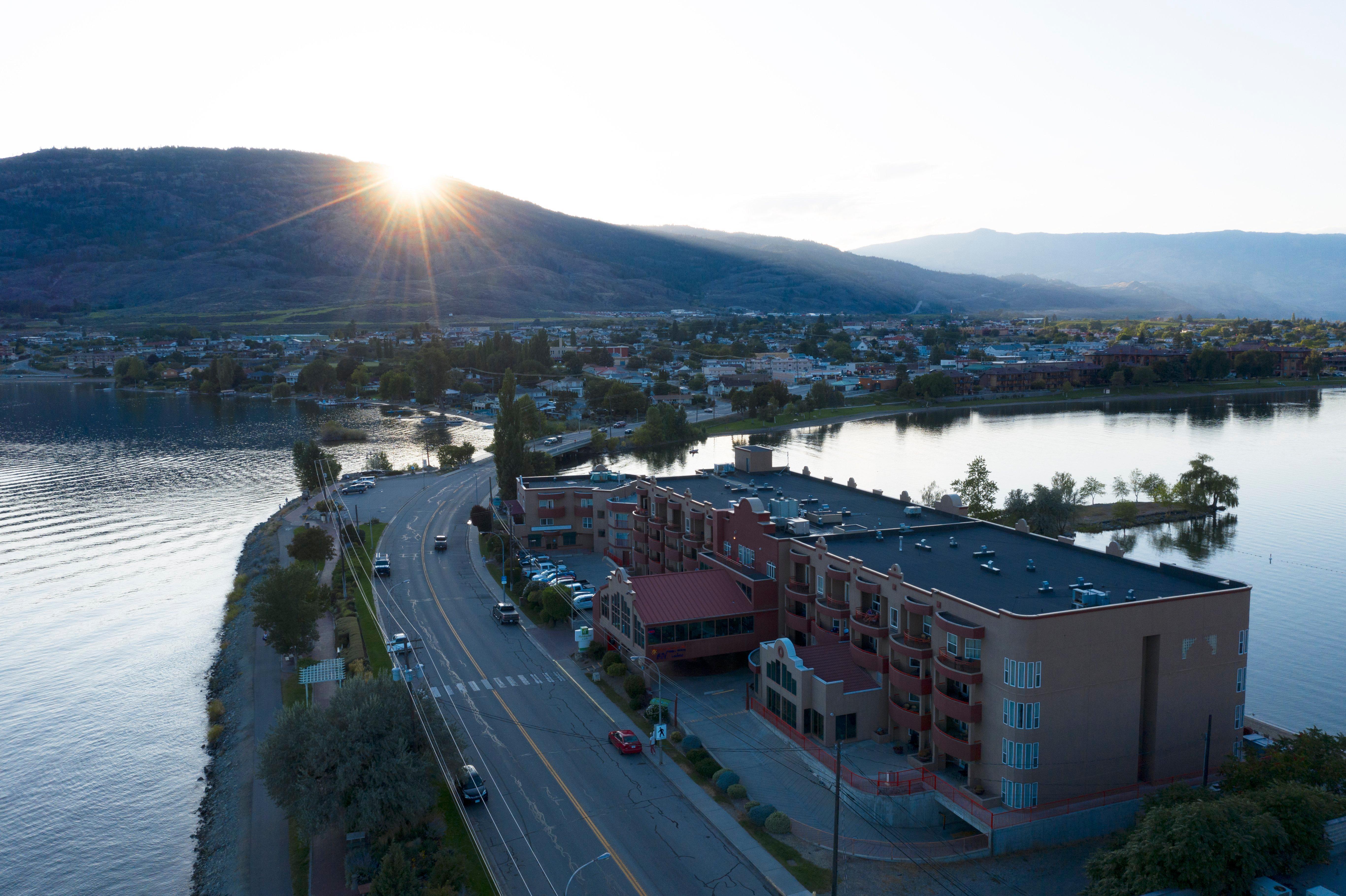 Holiday Inn Hotel & Suites Osoyoos By Ihg Luaran gambar