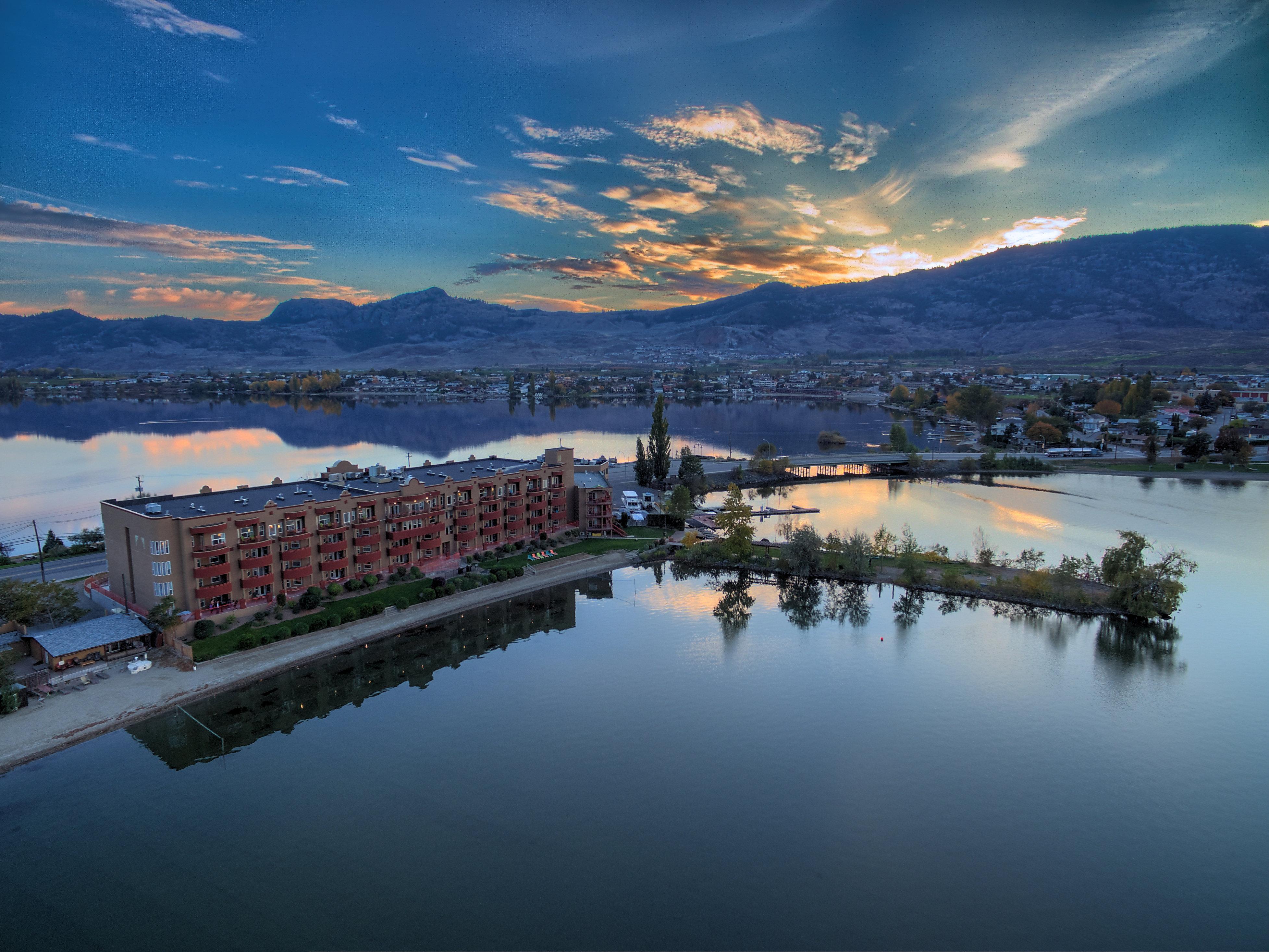 Holiday Inn Hotel & Suites Osoyoos By Ihg Luaran gambar